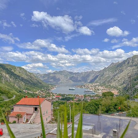 Apartmani Vasilije Kotor Exterior photo